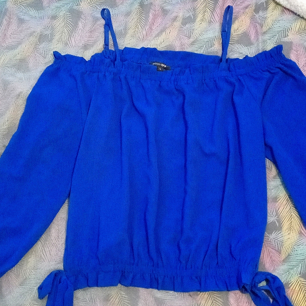 Blue blouse